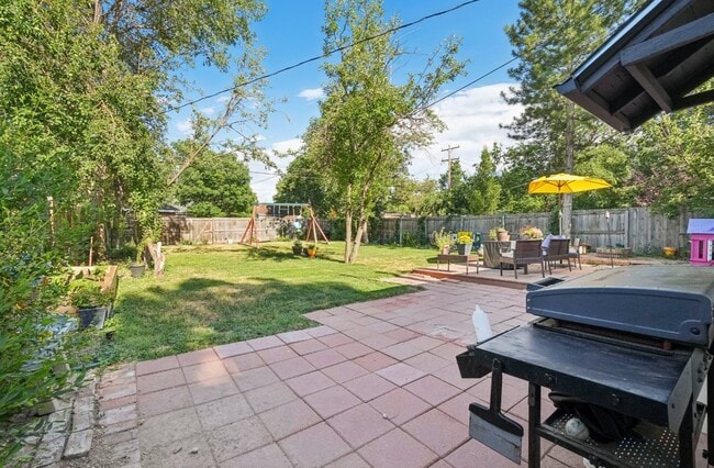 Photo - 1416 Willow St