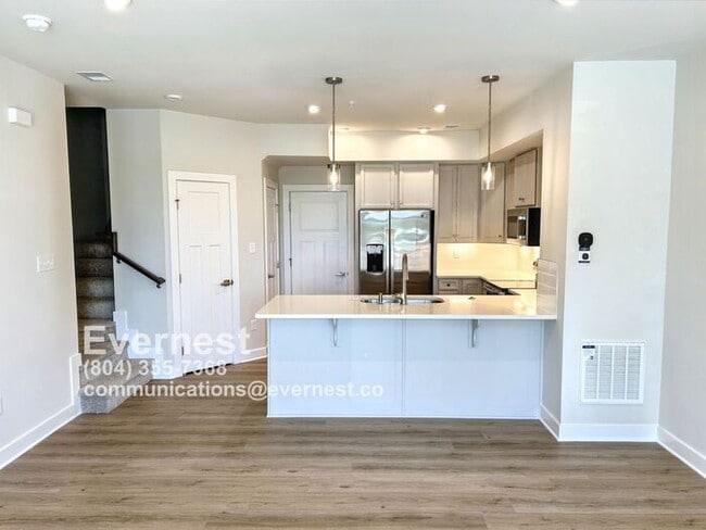 Photo - 12112 Calgary Lp