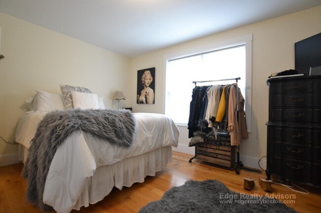 Photo - 134 Parsons St Unit 1