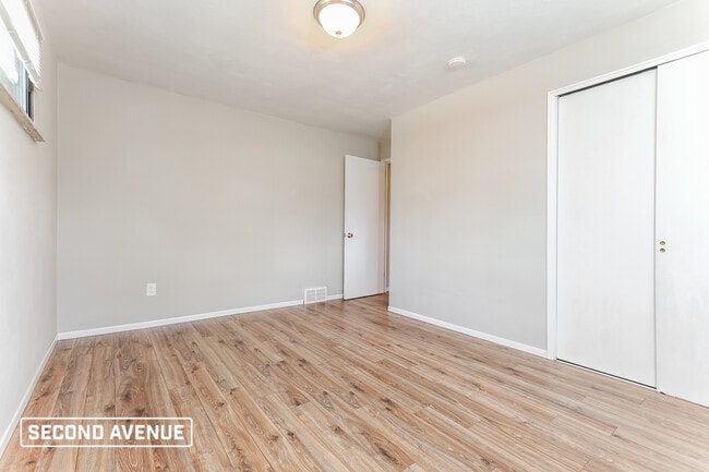 Photo - 138 College Park Dr