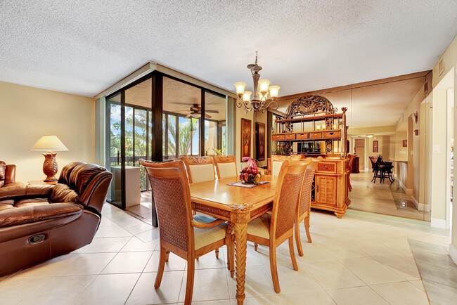 450 Egret Cir Unit 9202