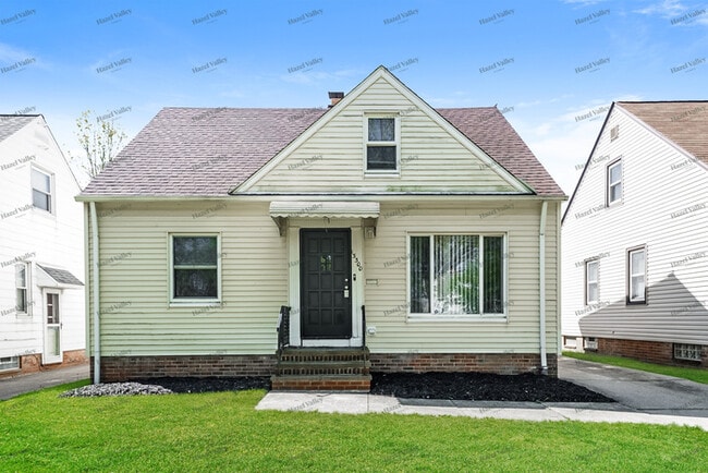 Building Photo - 13300 Rockside Rd