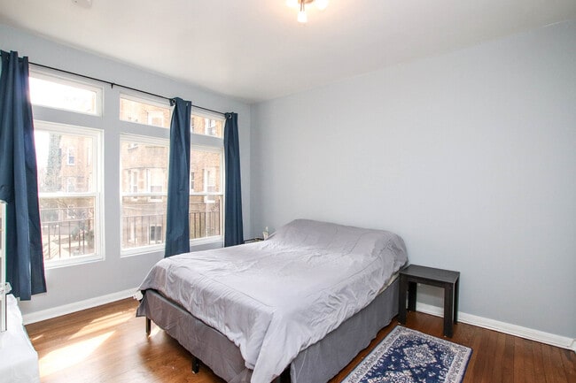Photo - 1626 W Farwell Ave Unit 1F