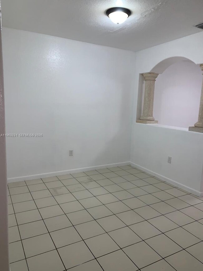 Photo - 1538 SE 24th Ct