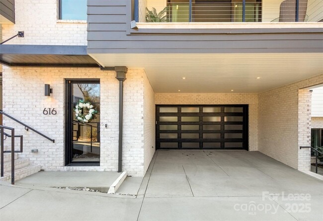 Photo - 616 Queens Rd