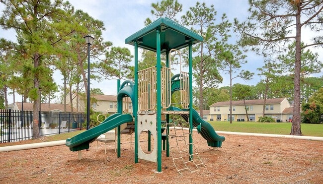 Pinewood Pointe