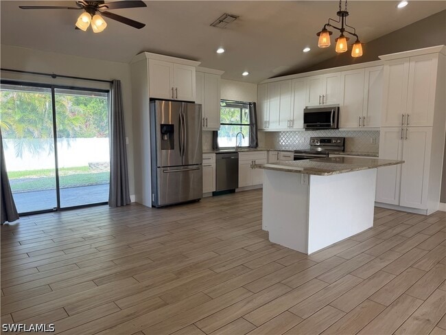Photo - 17540 Fuchsia Rd