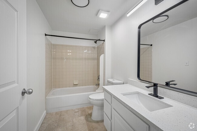Eutaw 1BR, 1BA - 800SF - Bathroom