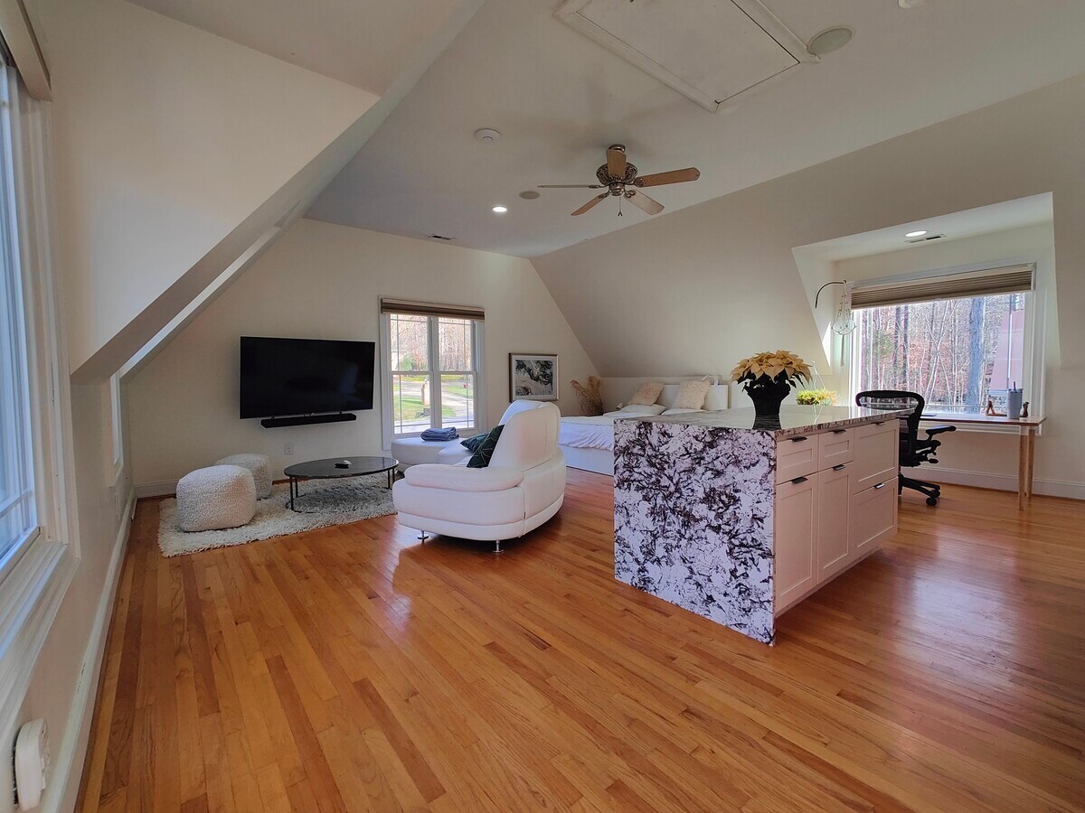 Photo - 11102 Creedmoor Rd House