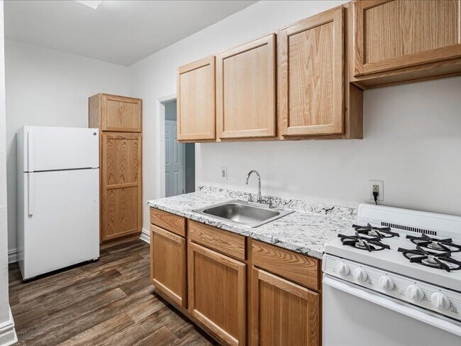 Photo - 65 West 39th Street Apartments