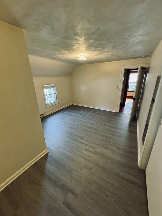 23 Robble Ave