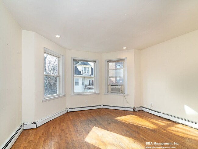 Photo - 25 Chester St Townhome