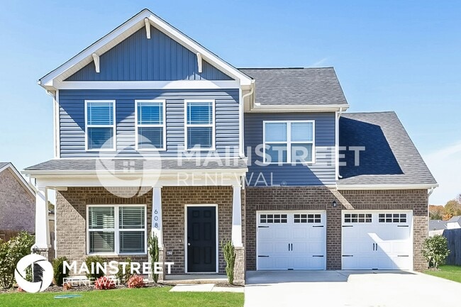 Building Photo - 608 Oakvale Ln