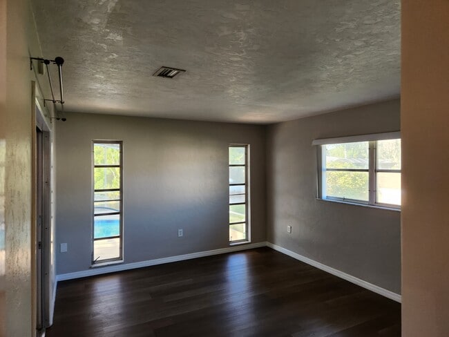 Photo - 1627 Canal Ct