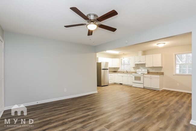 Photo - 5032 Hartsfield Dr