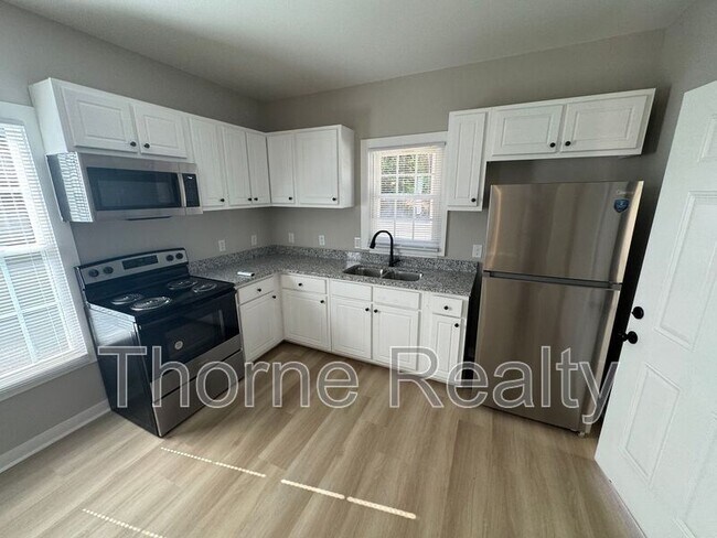 Photo - 813 Belleview Ave