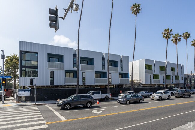 Mayo de 2022 - THE CHARLIE SM YALE