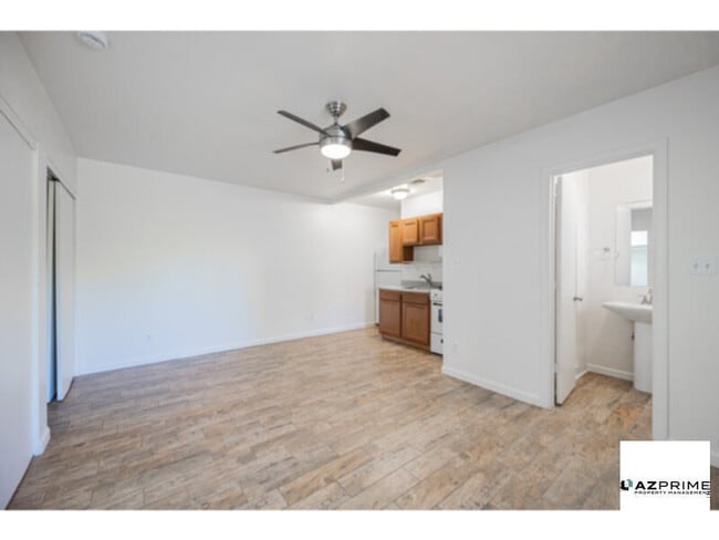 Photo - Experience Stylish Living in this Studio Unit Nestled in the Heart of Central Phoenix!