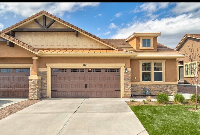 Building Photo - Northgate Fully Furnished 3 Bed with Hot Tub near AFA