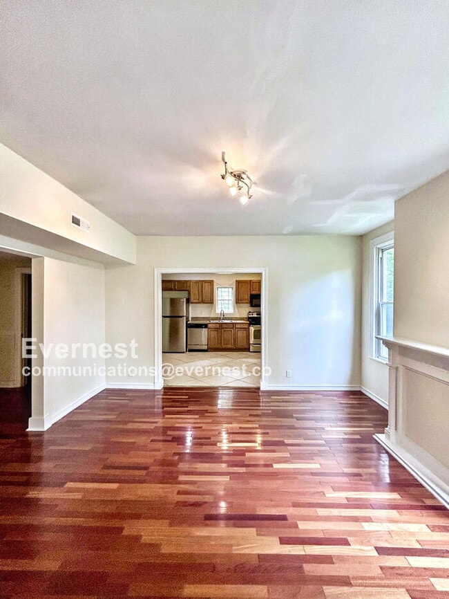 Photo - 1402 Ashley St