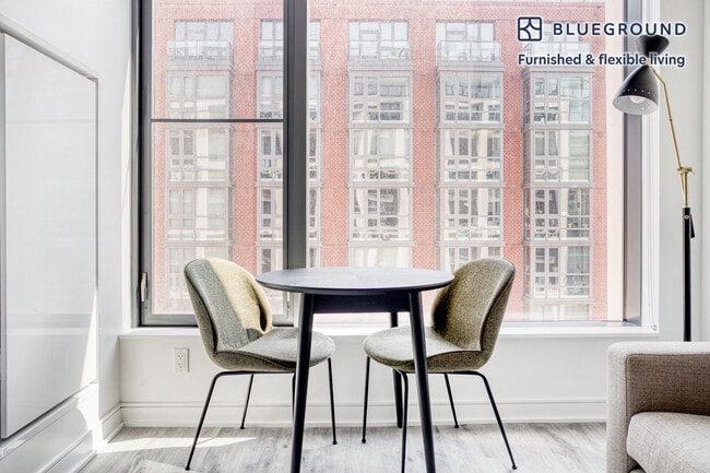 Photo - 949 1st St SE Unidad FL10-ID302