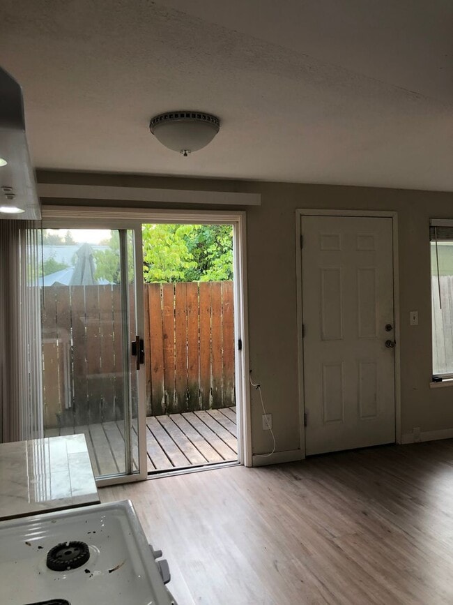 Photo - stlouis Unit 9471