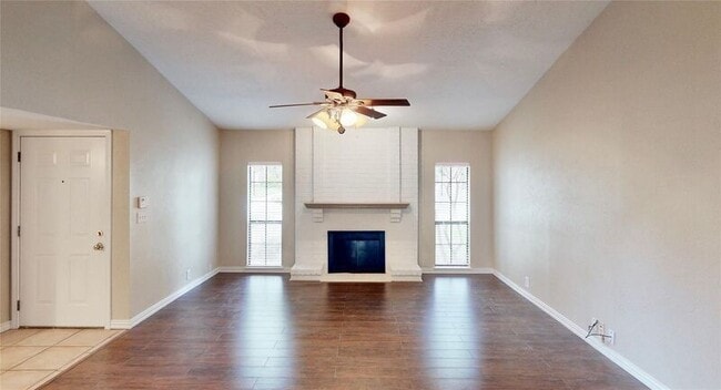 Photo - 1124 Kesser Dr