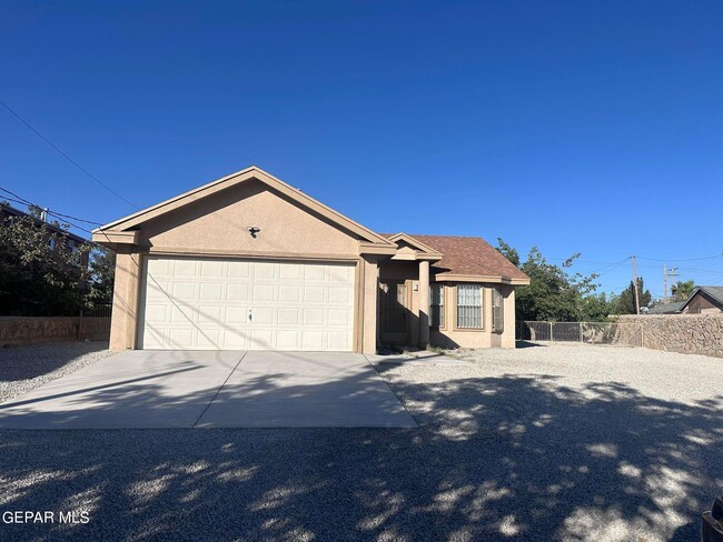 Building Photo - 5884 Doniphan Dr Rental