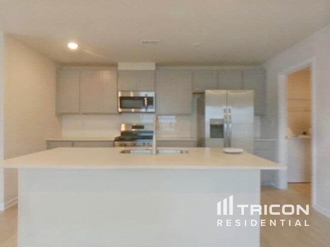 Photo - 3075 Whispering Willows Ct