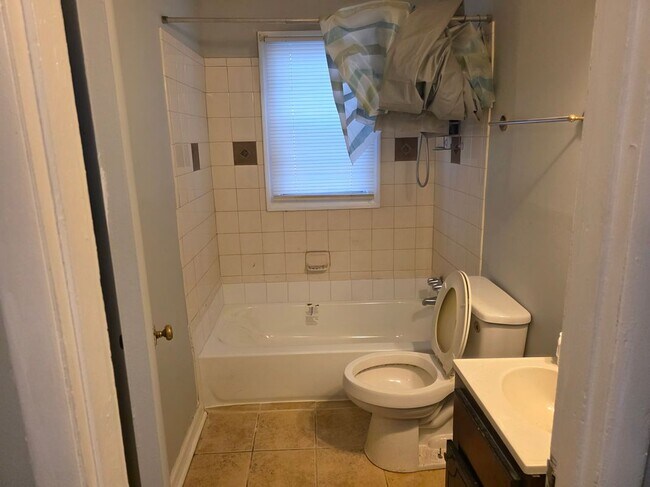 Photo - 1675 19th St SW