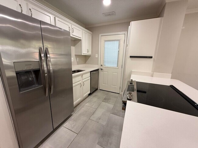 Photo - 1409 Dearing Rd