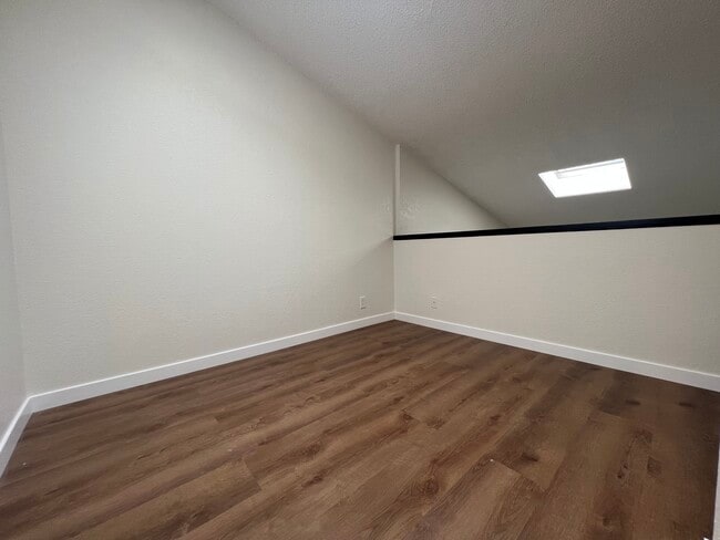 Building Photo - 12621 Matteson Ave Unit 3