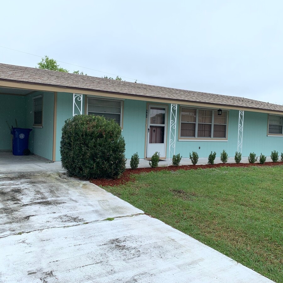 Photo - 945 Clearmont St