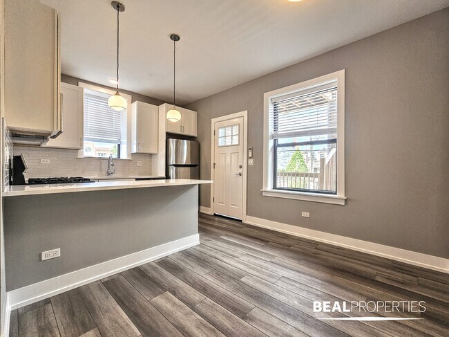 Photo - 3941 N Janssen Ave Condo Unit 2 bed