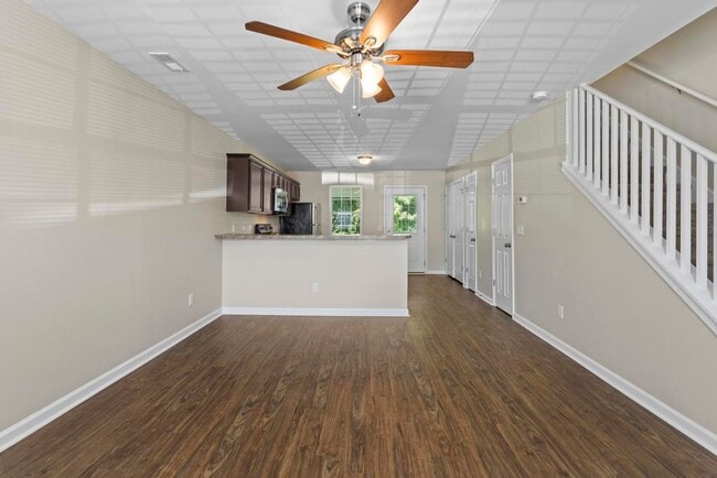 Photo - Great Townhome!