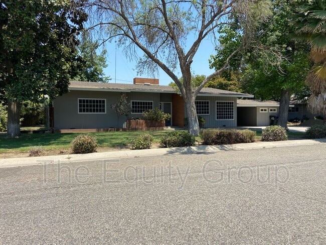 Building Photo - 1434 W Feemster Ave Rental