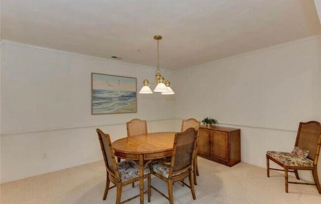 Photo - 900 Charnell Dr Unit #202