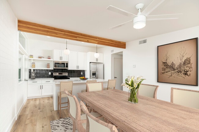 Building Photo - La Alegre Rental
