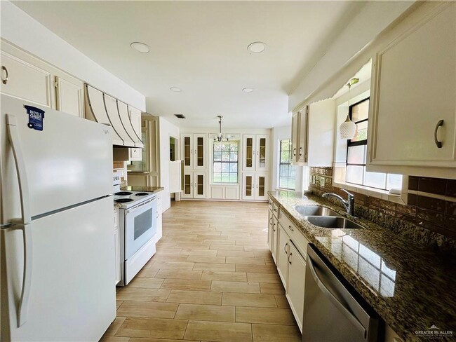 Photo - 9 S Cynthia St