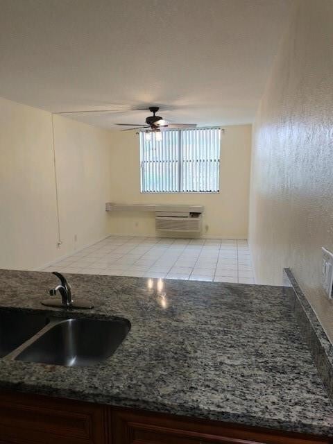 Photo - 2501 Riverside Dr Unit 116