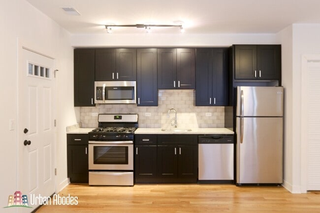 Photo - 2203 W Eastwood Ave Unidad M453