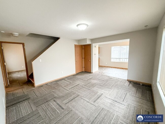 Building Photo - West Lake - Duplex Unit 2531 SW 19th Street