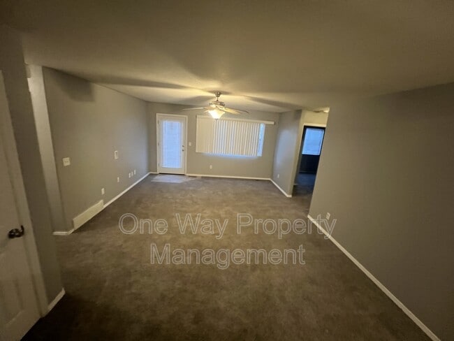 Photo - 2921 Anchor Dr