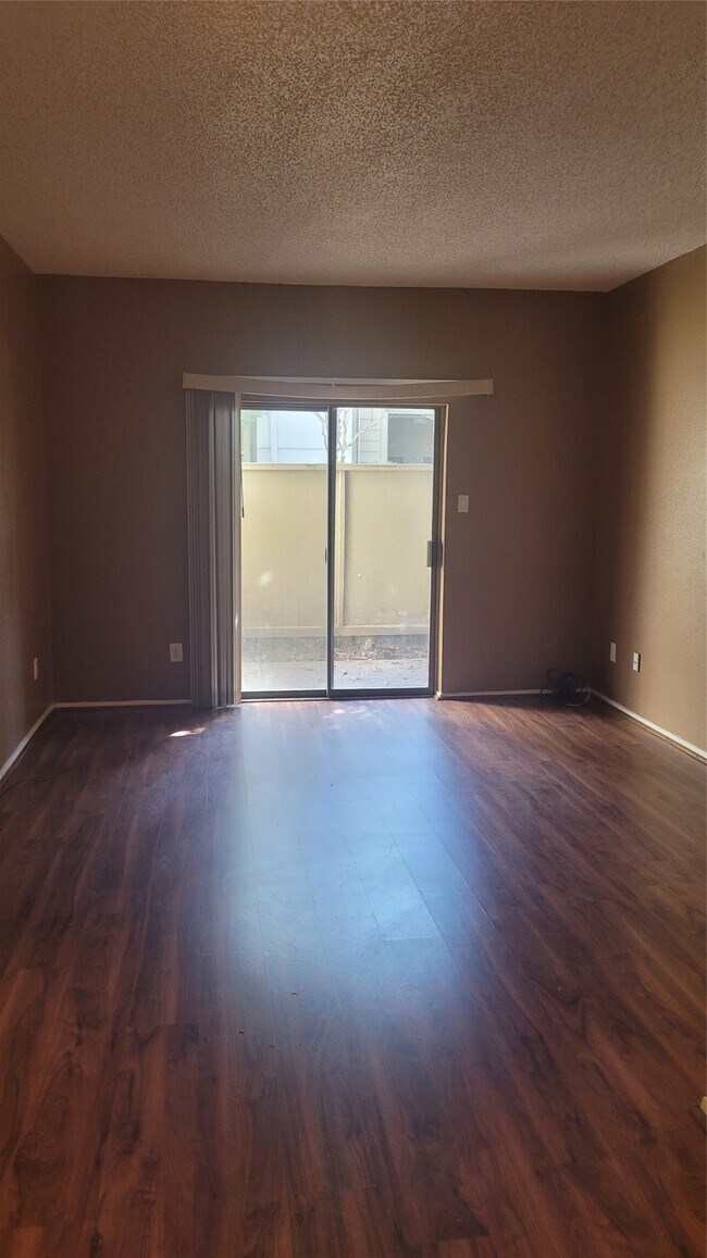 Photo - 10049 Westpark Dr Unit 123