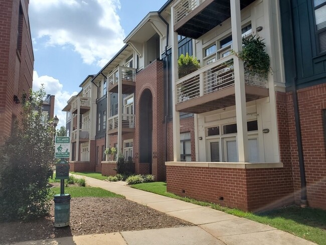 Photo - South End condo 1 Bedroom/1 Bath close to everything! Unit 452