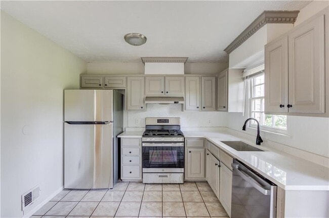Photo - 4647 Candlewyck Way