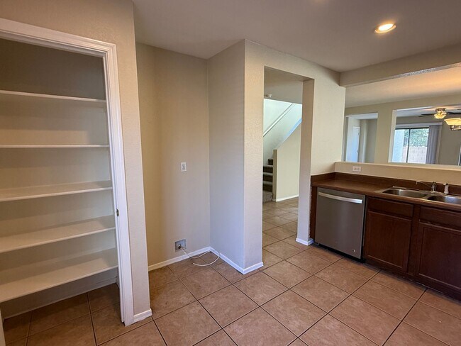 Photo - WATERFORD SQUARE COMMUNITY 3 BED 2.5 BATH **ASK ABOUT A MOVE IN SPECIAL!