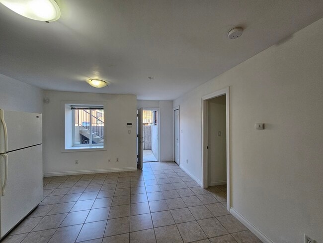 Photo - 2033 53rd Av E