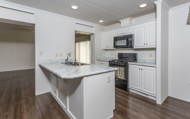 Holiday Village - Manufactured Home Community - Holiday Village - Manufactured Home Community