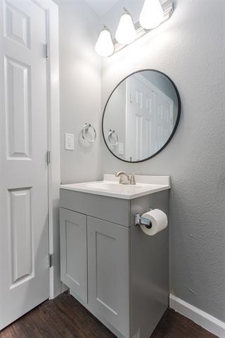 Photo - 300 S 3rd St